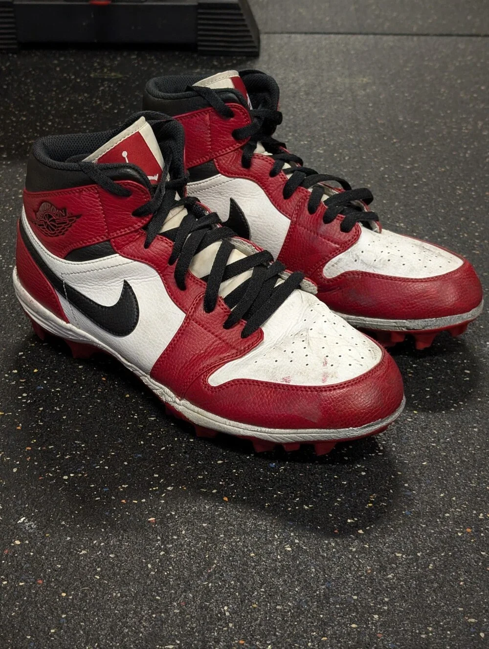 Nike Jordan 1 Football Cleats Mid TD Chicago Red Black White FJ6805-106 Mens